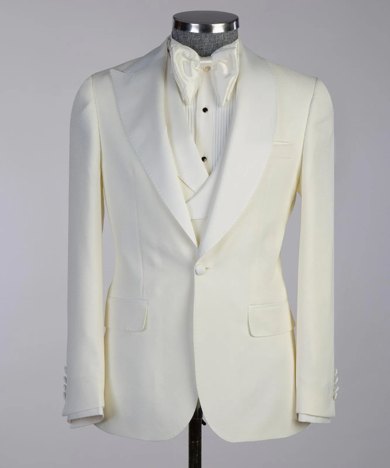 Cream cambridge tuxedo suit